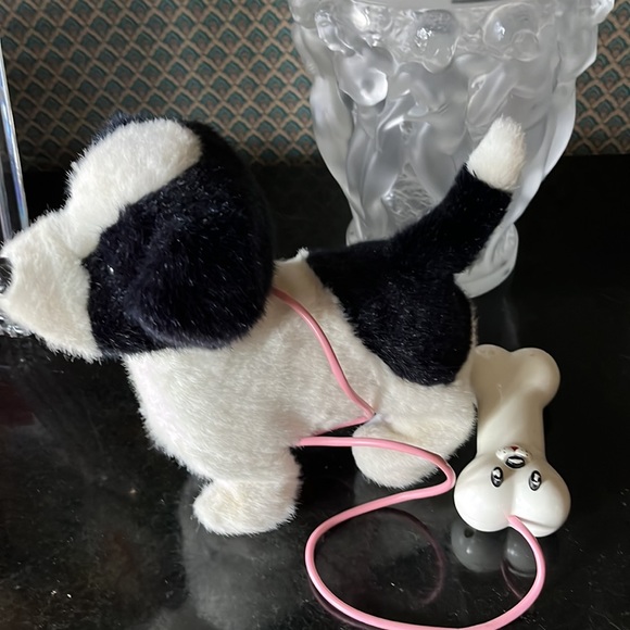 Interactive Plush Puppy - Picture 2 of 3